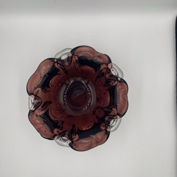 Vintage Mulberry Wine Clear Glass Pulled Ear Petals Ashtray/ Bowl - Picture 4 of 11
